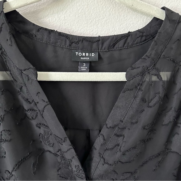TORRID HARPER CHIFFON TOP 3X - Picture 5 of 5